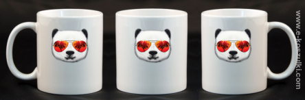 Pandzia frontface 3d Panda na wakacjach - kubek 