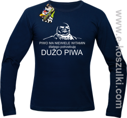 Piwo ma niewiele witamin dlatego potrzebuję dużo piwa - Longsleeve męski granatowy 